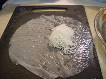 Rice paper with vermicelli noodles.